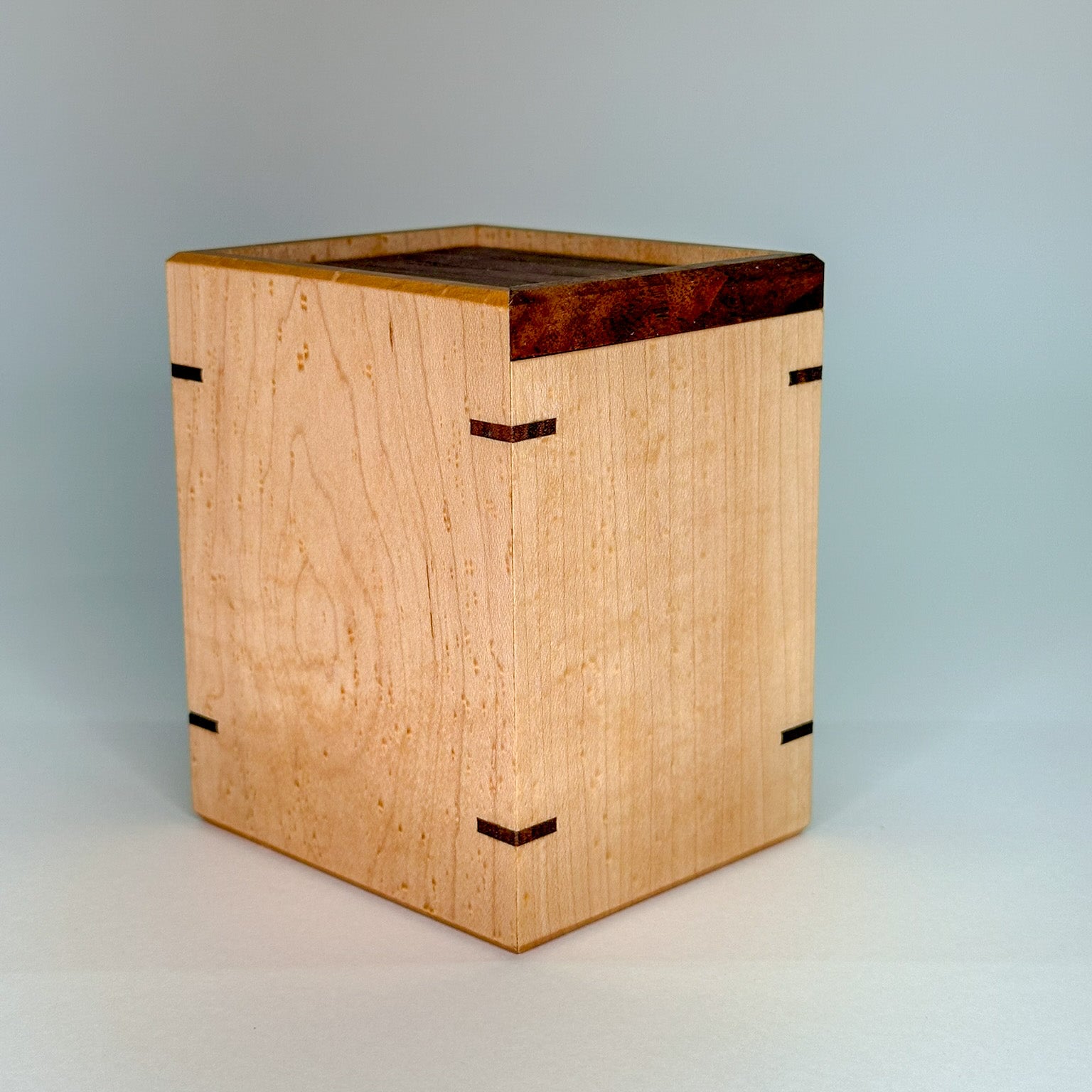 Solid hardwood Commander deck box – handmade Maple and Walnut